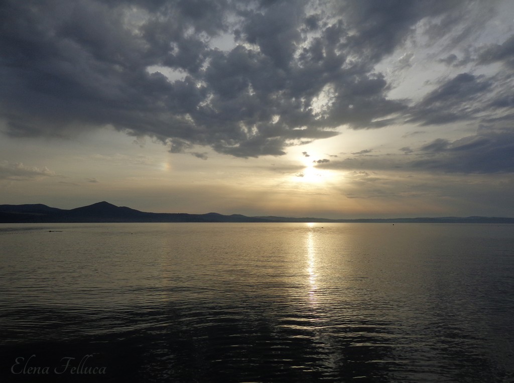 Lago Sabatino, veduta da Bracciano. Giugno 2015.